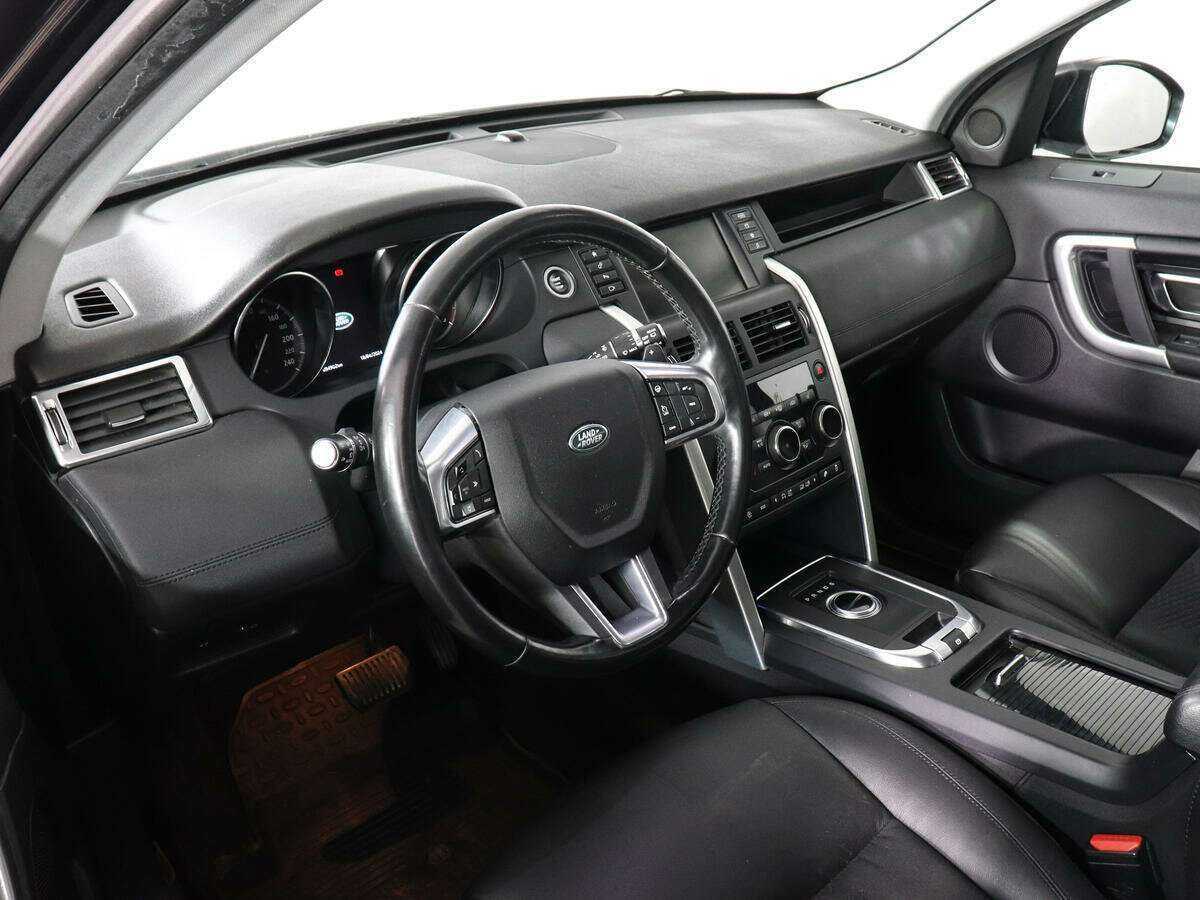 Land Rover Discovery Sport с пробегом — 2019 год. Фото: #8