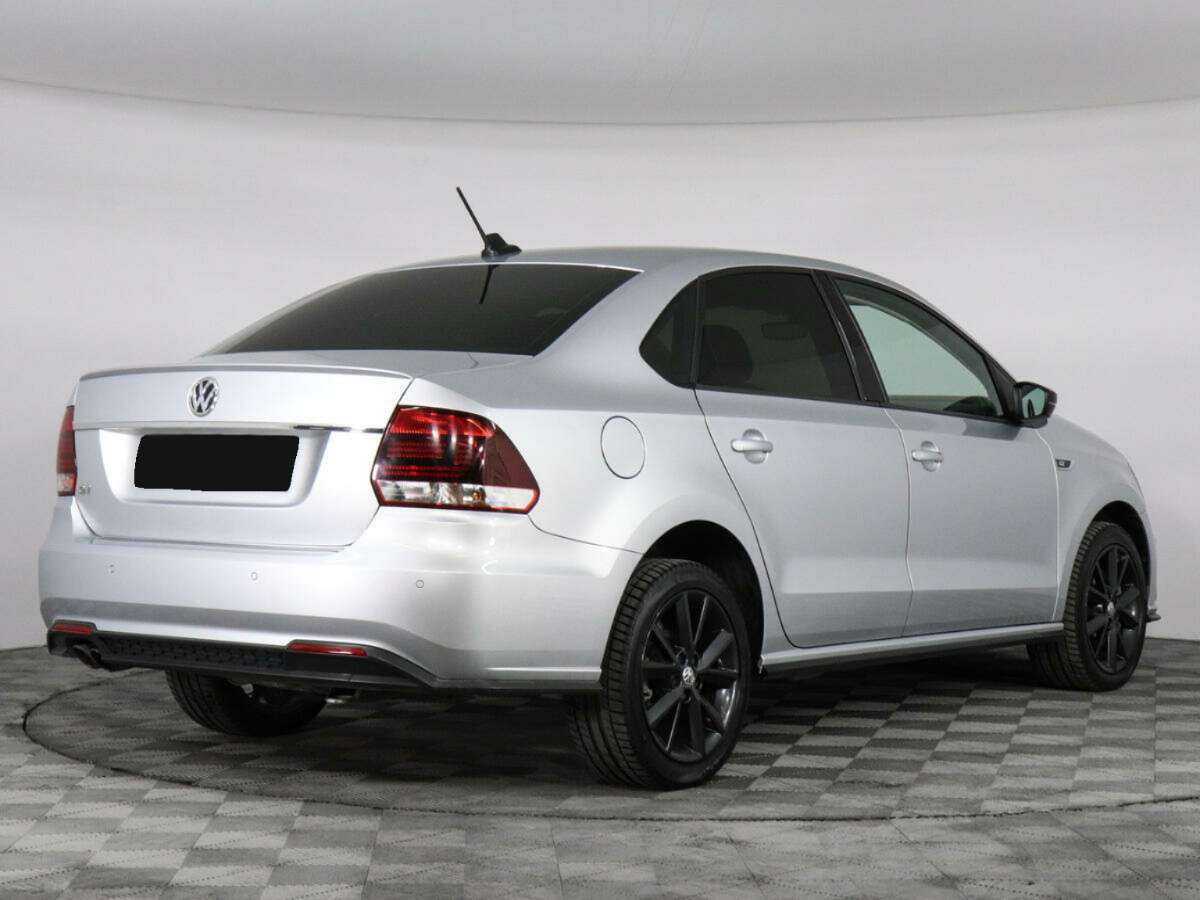 Volkswagen Polo с пробегом — 2017 год. Фото: #4