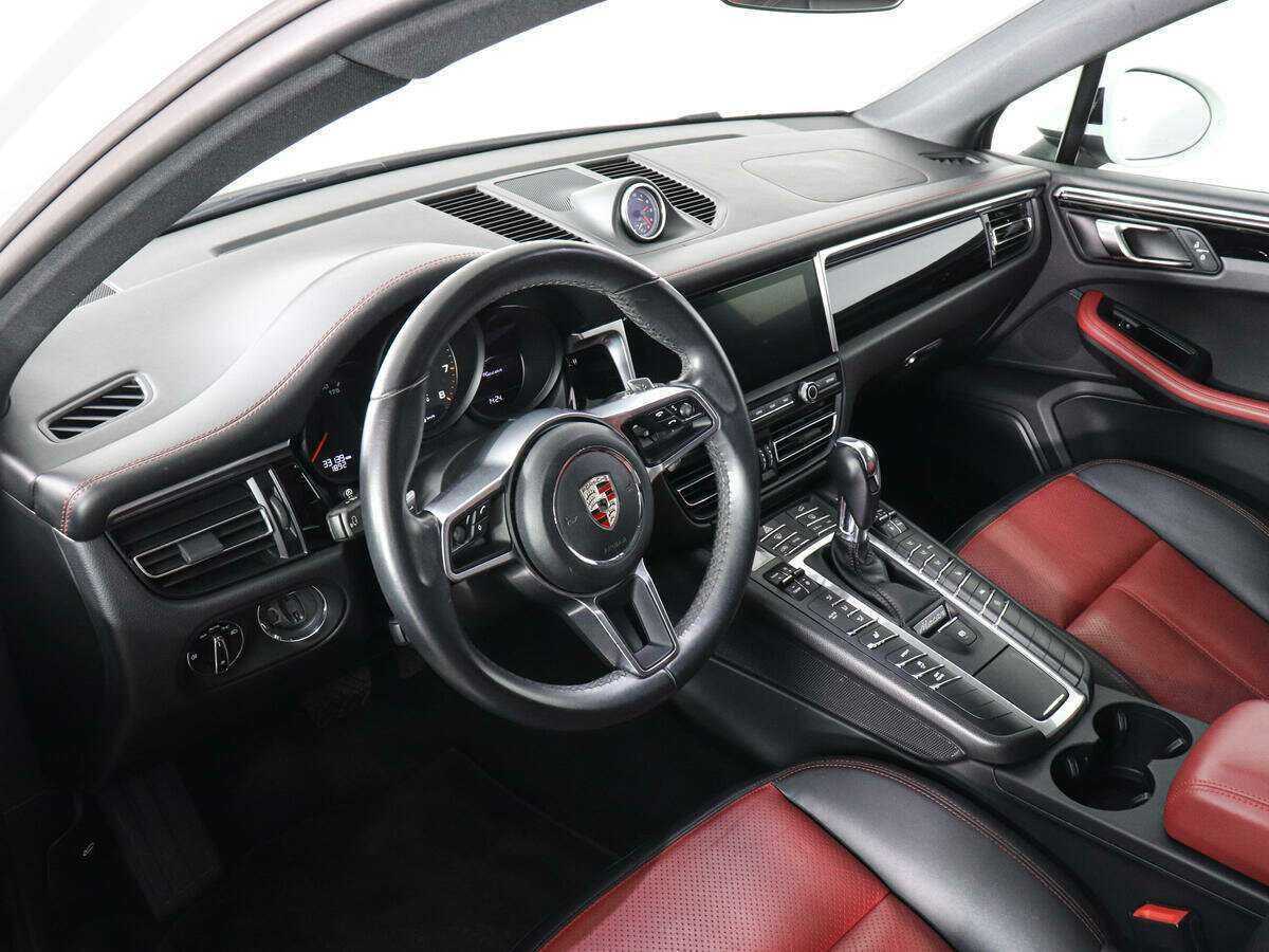 Porsche Macan с пробегом — 2019 год. Фото: #8