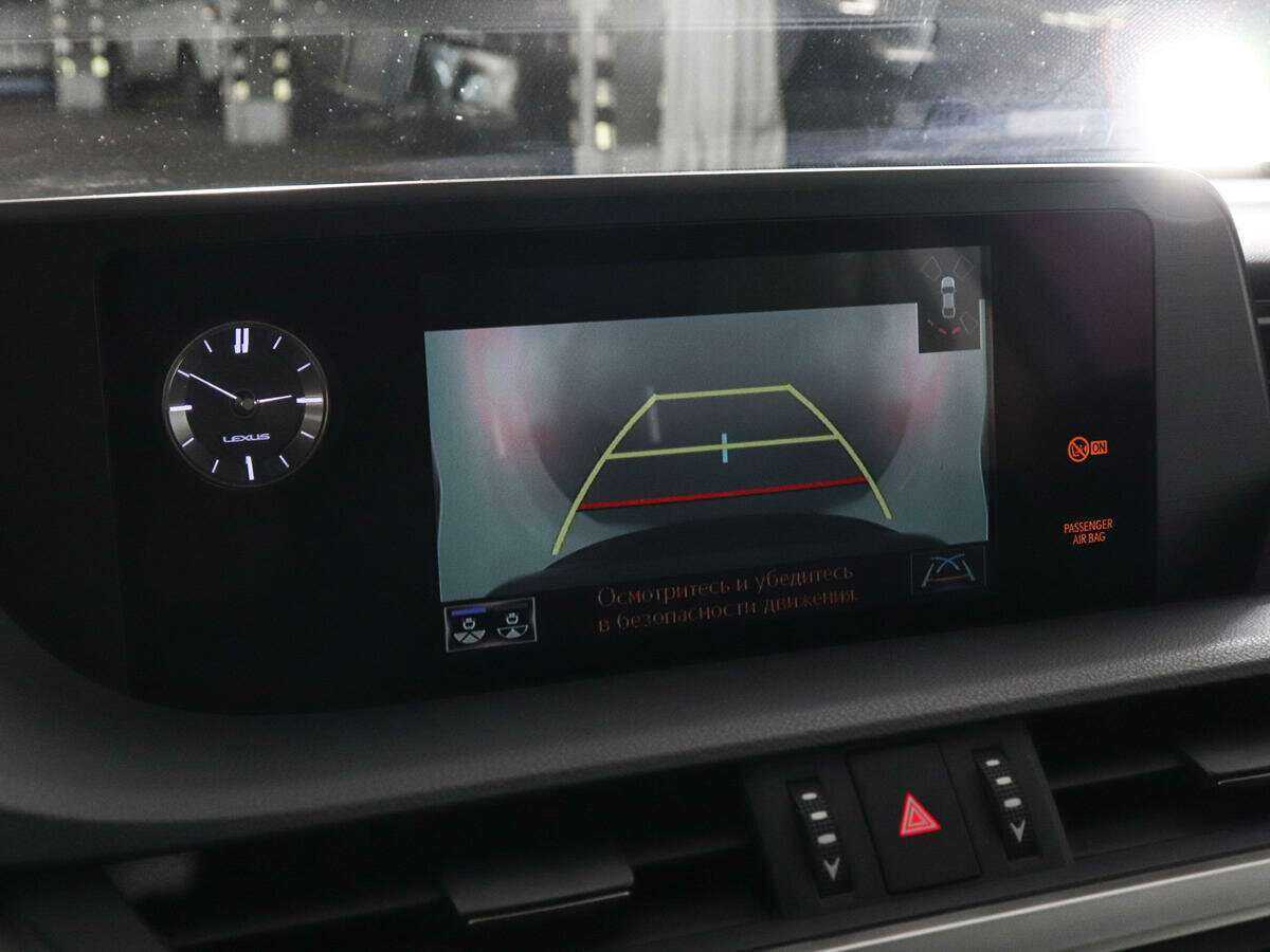 Lexus ES с пробегом — 2019 год. Фото: #20