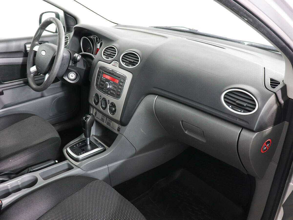 Ford Focus с пробегом — 2011 год. Фото: #8