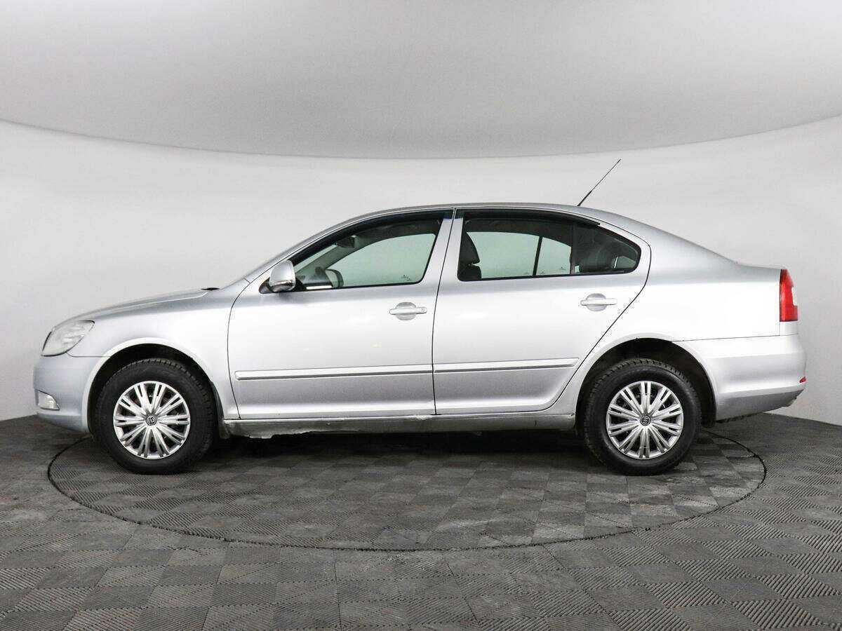 Skoda Octavia с пробегом — 2011 год. Фото: #6