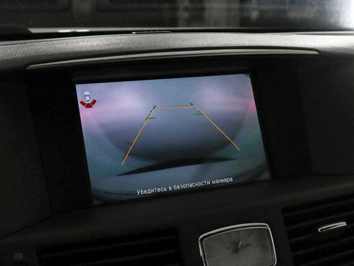 Infiniti M с пробегом — 2011 год. Фото: #16