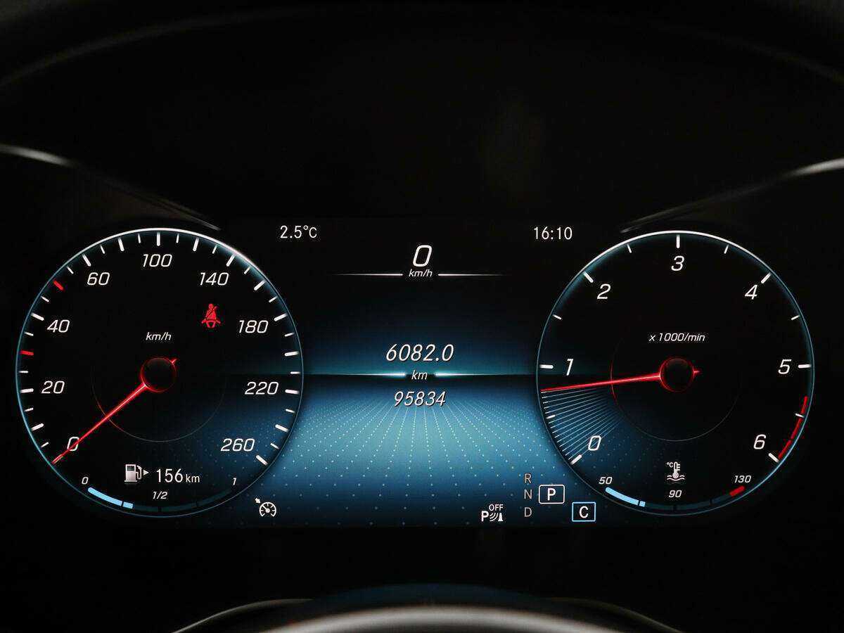 Mercedes-Benz GLC Coupe с пробегом — 2019 год. Фото: #10