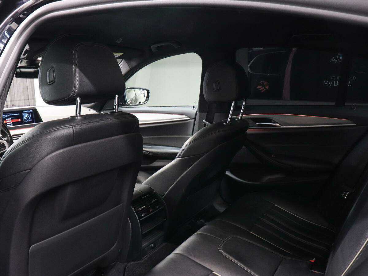 BMW 5 серии с пробегом — 2017 год. Фото: #10