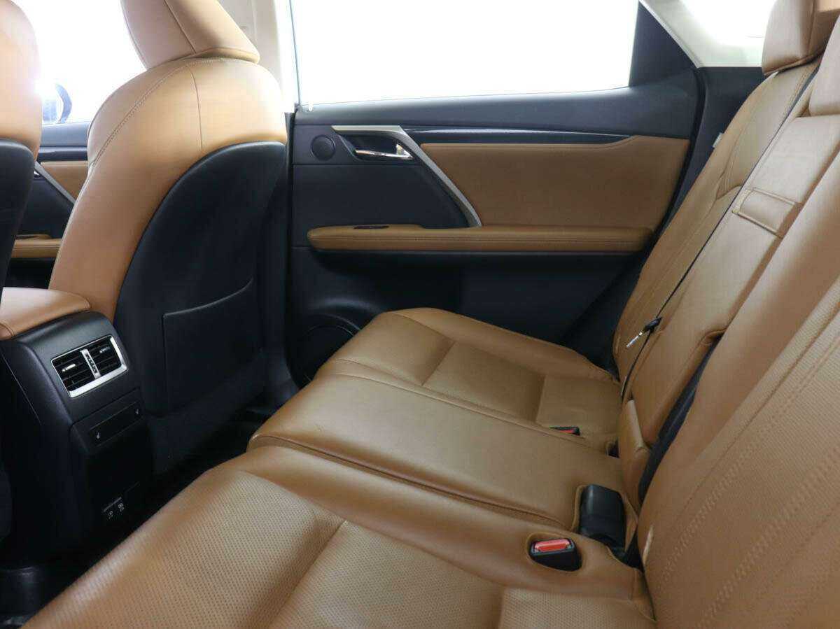 Lexus RX с пробегом — 2019 год. Фото: #12