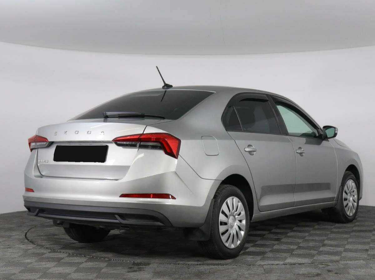 Skoda Rapid с пробегом — 2021 год. Фото: #4