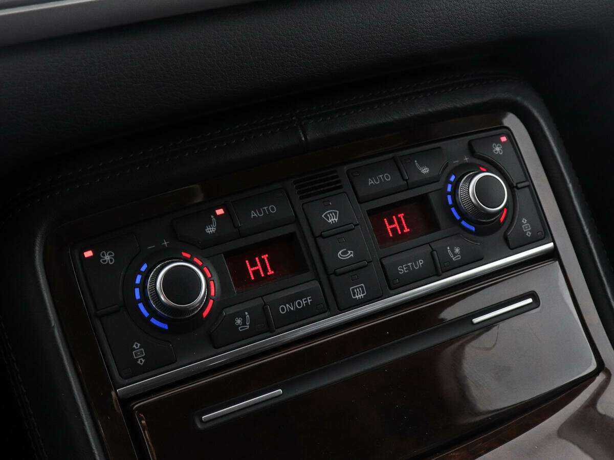 Audi A8 с пробегом — 2007 год. Фото: #13