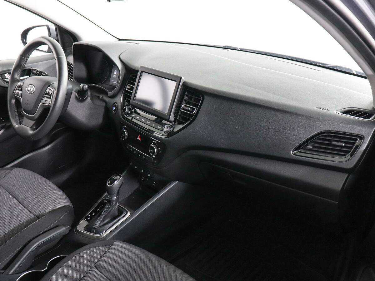 Hyundai Solaris с пробегом — 2020 год. Фото: #5