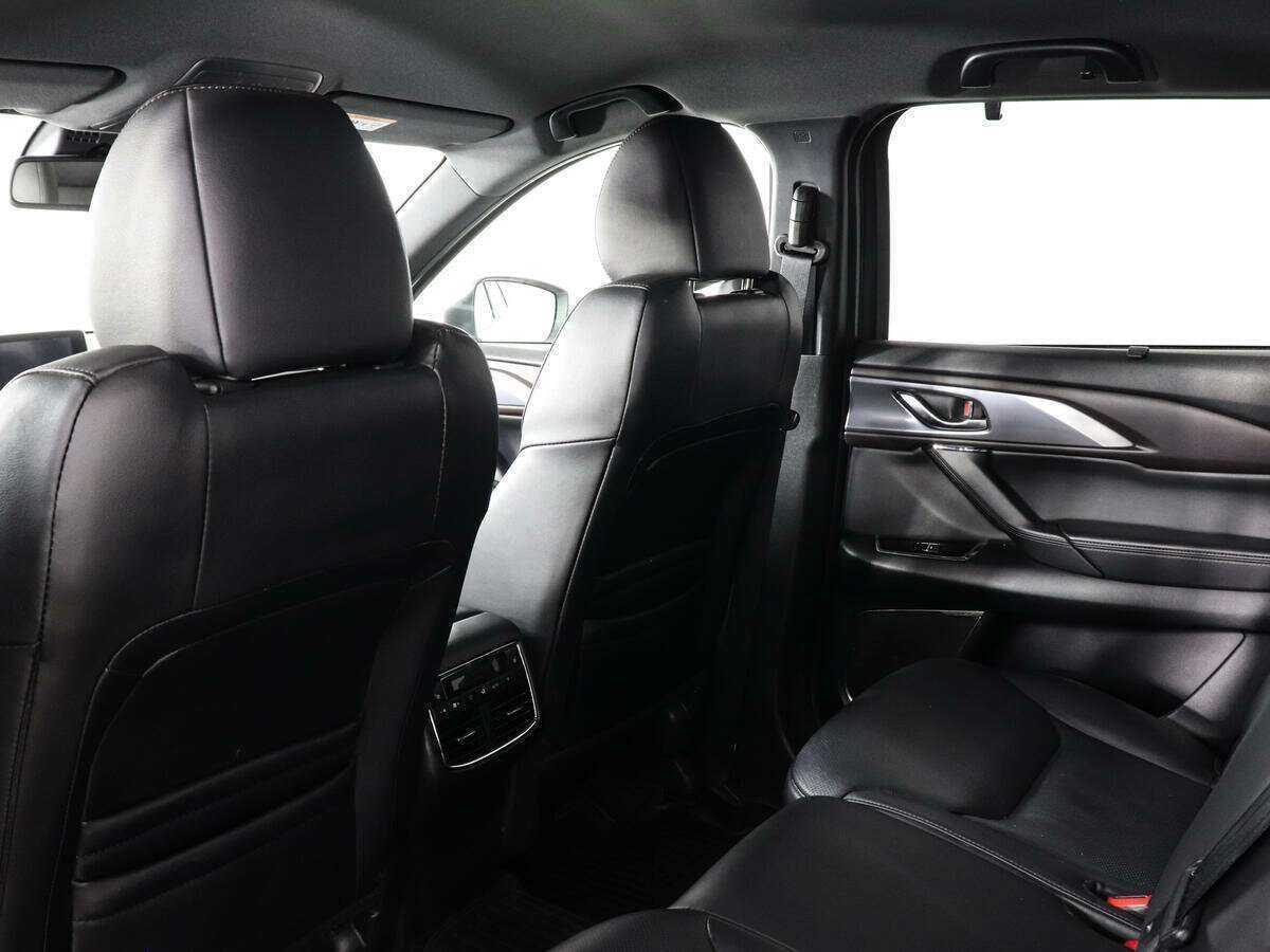 Mazda CX-9 с пробегом — 2020 год. Фото: #10