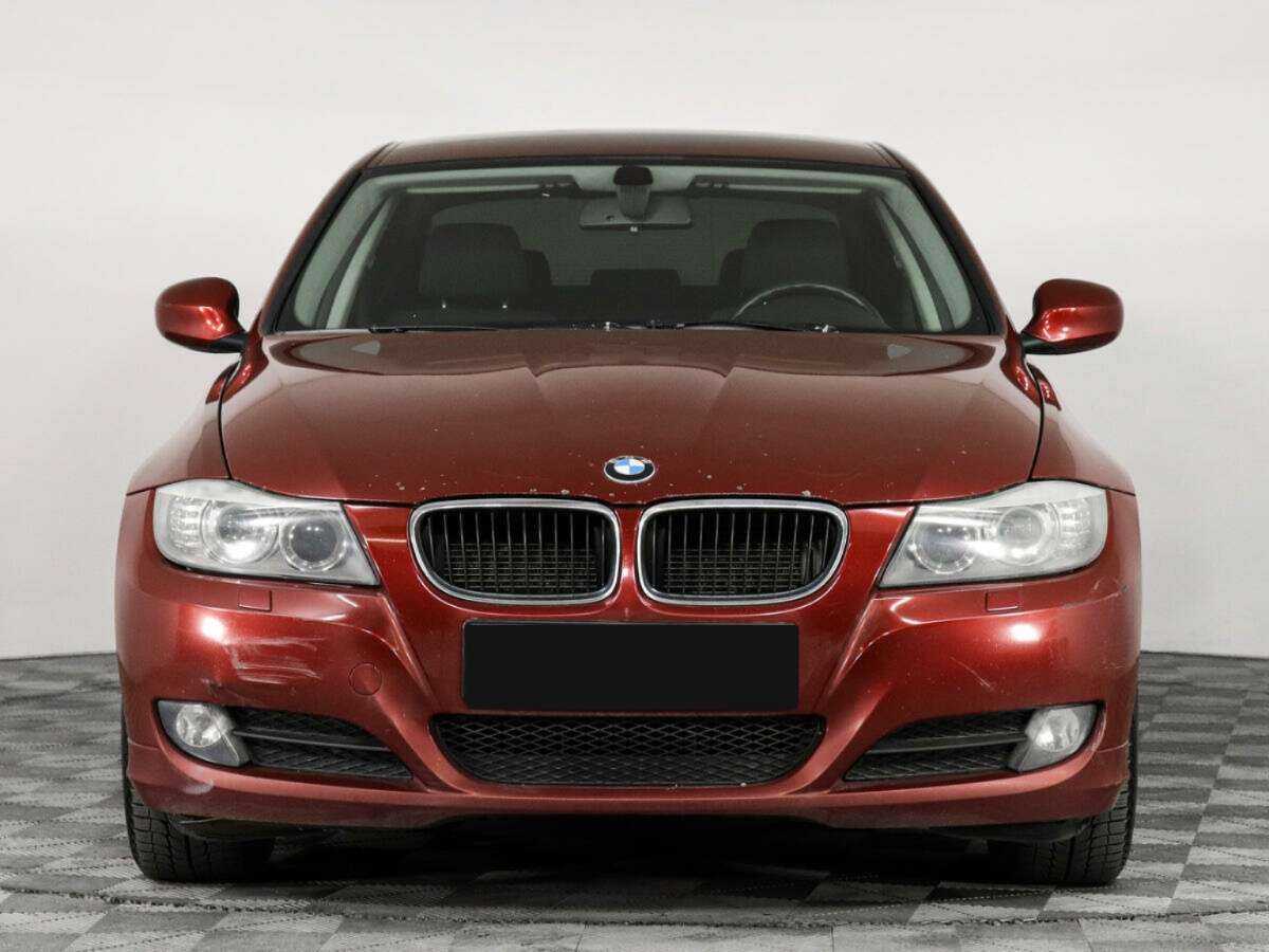 BMW 3 серии с пробегом — 2011 год. Фото: #1