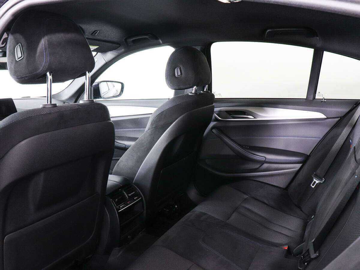 BMW 5 серии с пробегом — 2018 год. Фото: #9