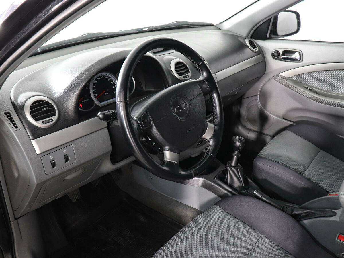 Chevrolet Lacetti с пробегом — 2010 год. Фото: #4