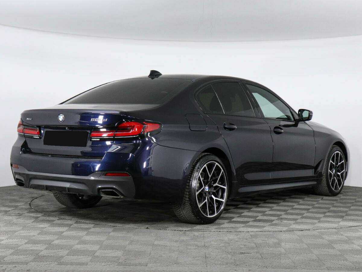 BMW 5 серии с пробегом — 2021 год. Фото: #1