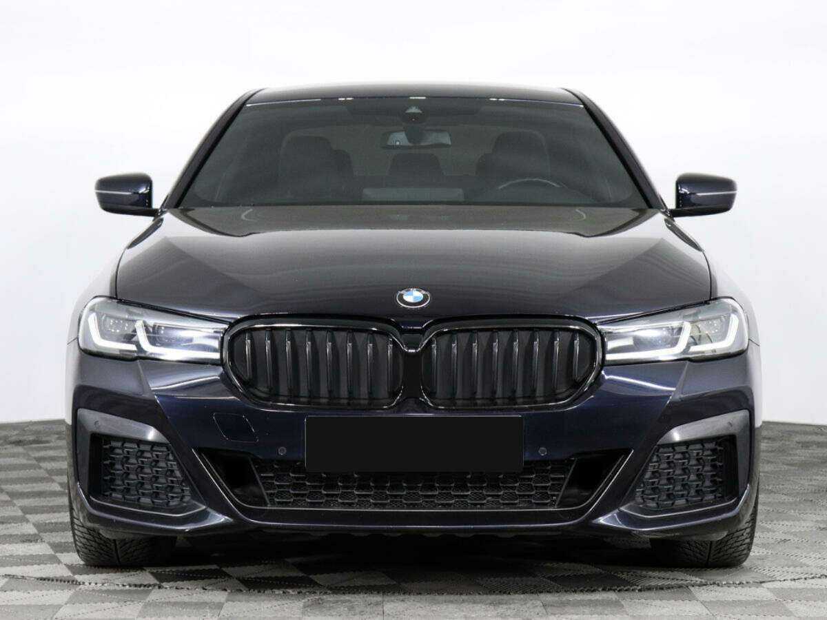 BMW 5 серии с пробегом — 2021 год. Фото: #2