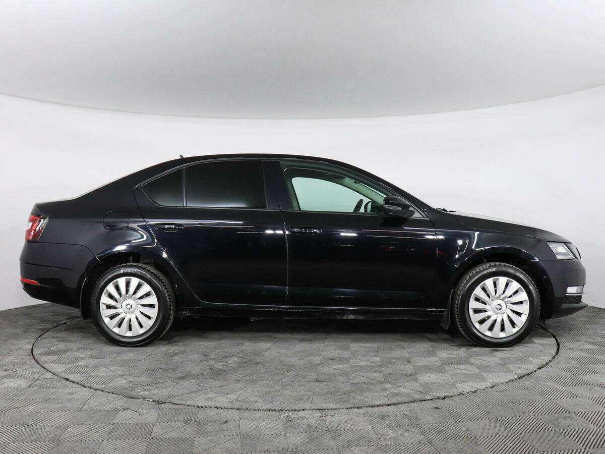 Skoda Octavia с пробегом — 2018 год. Фото: #3