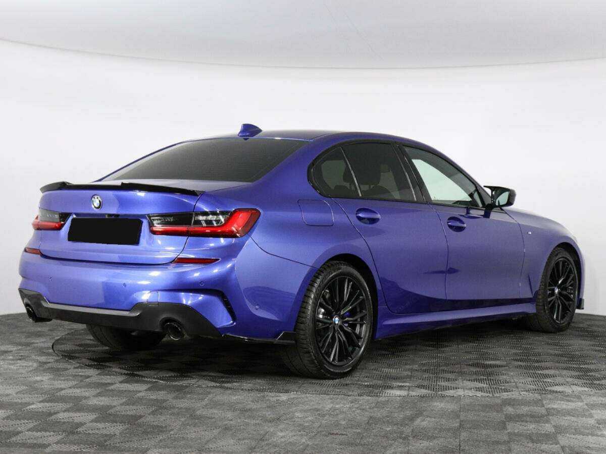 BMW 3 серии с пробегом — 2020 год. Фото: #1