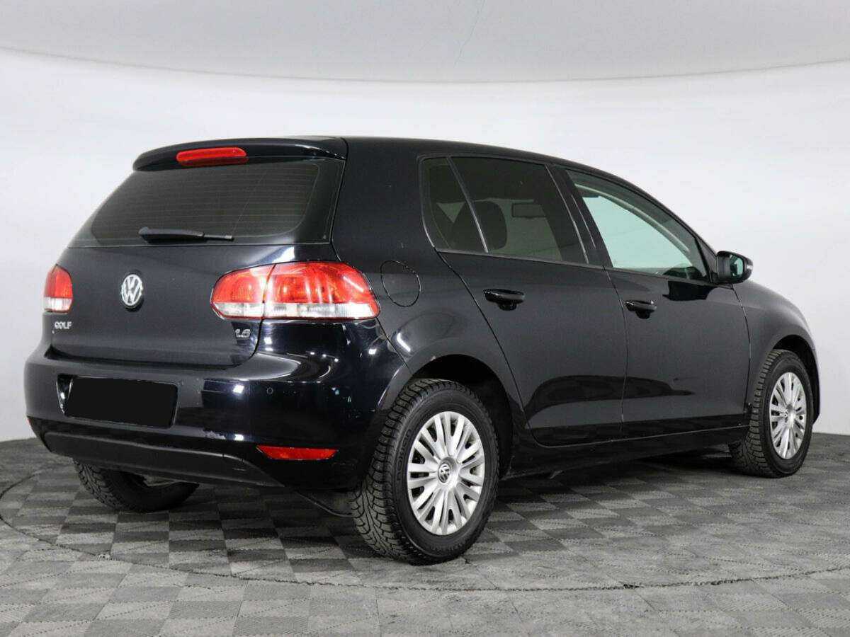 Volkswagen Golf с пробегом — 2009 год. Фото: #2