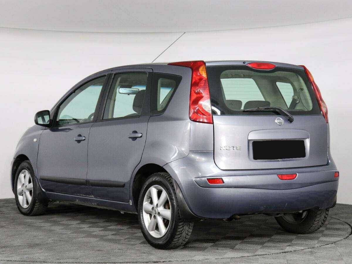Nissan Note с пробегом — 2007 год. Фото: #3