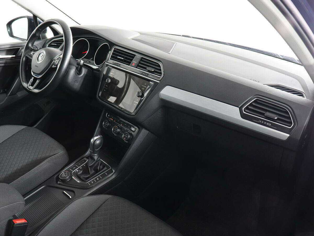 Volkswagen Tiguan с пробегом — 2017 год. Фото: #9