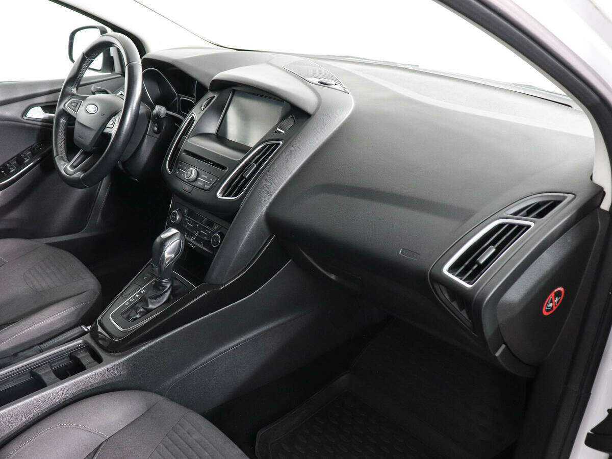 Ford Focus с пробегом — 2015 год. Фото: #8