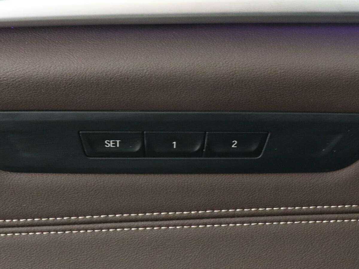 BMW 5 серии с пробегом — 2020 год. Фото: #14