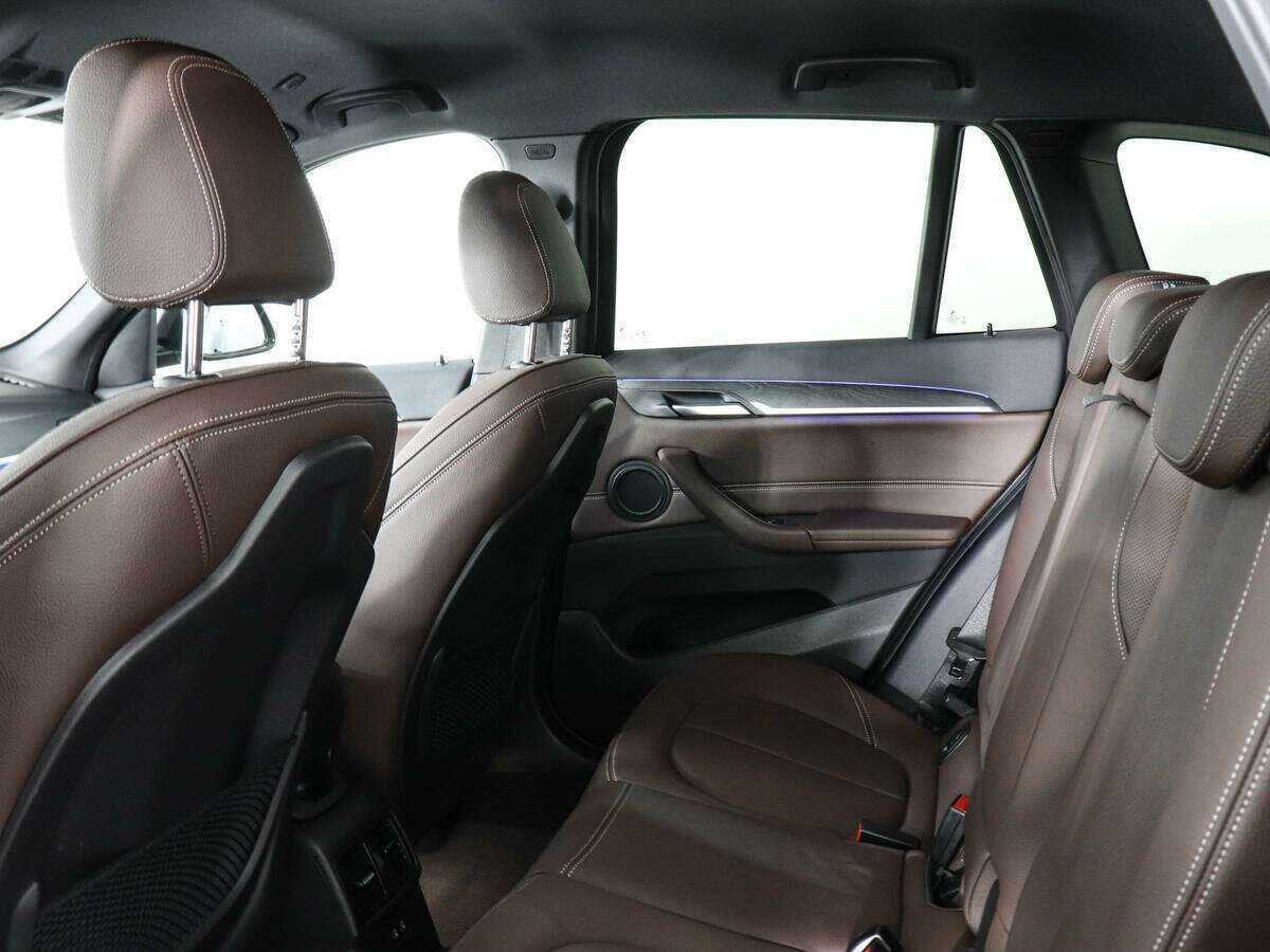 BMW X1 с пробегом — 2022 год. Фото: #9