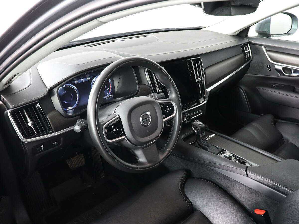Volvo V90 Cross Country с пробегом — 2019 год. Фото: #7
