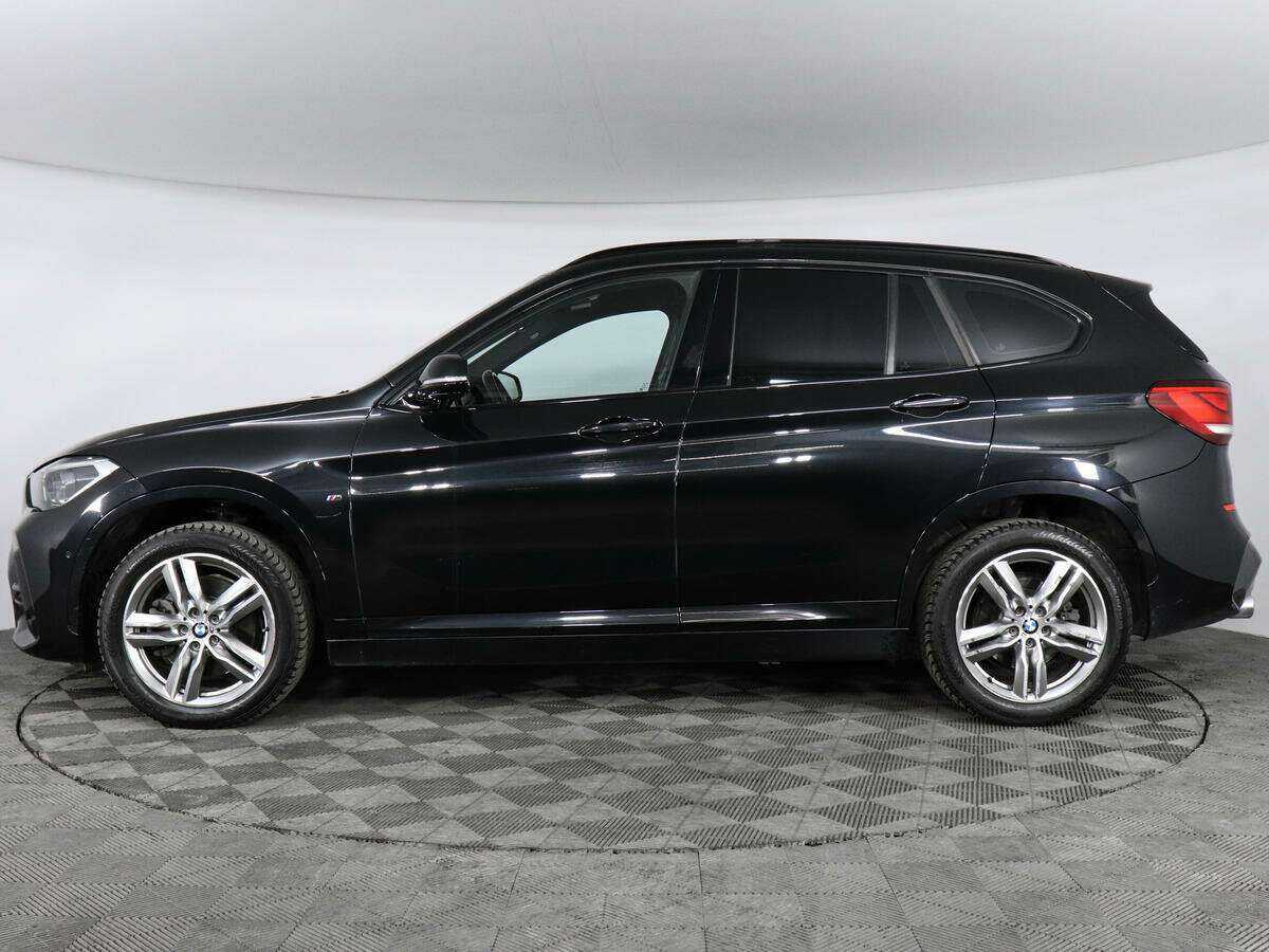 BMW X1 с пробегом — 2019 год. Фото: #3