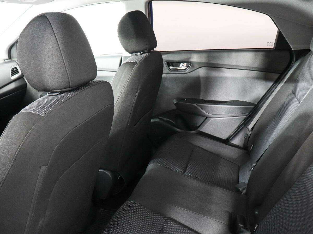 Hyundai Solaris с пробегом — 2021 год. Фото: #11