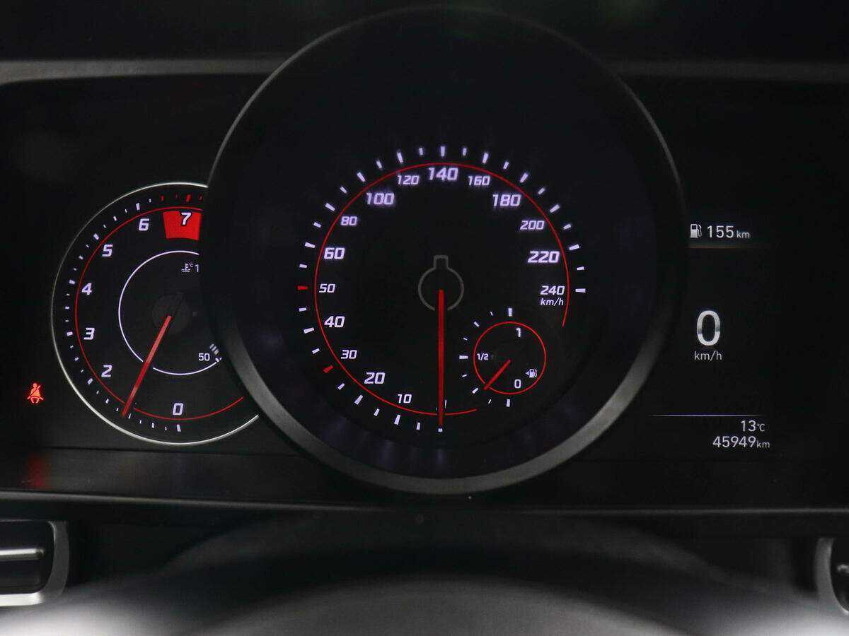 Hyundai Elantra с пробегом — 2021 год. Фото: #10