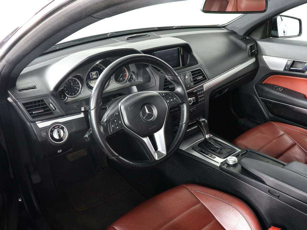 Mercedes-Benz E-Класс с пробегом — 2011 год. Фото: #8