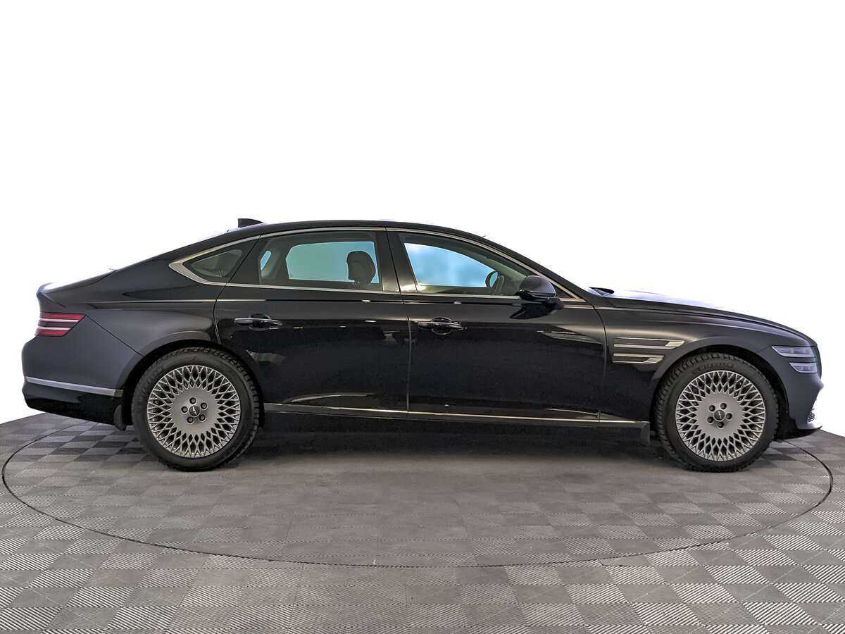 Genesis G80 с пробегом — 2022 год. Фото: #3