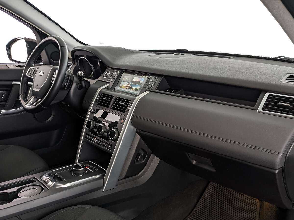 Land Rover Discovery Sport с пробегом — 2018 год. Фото: #12