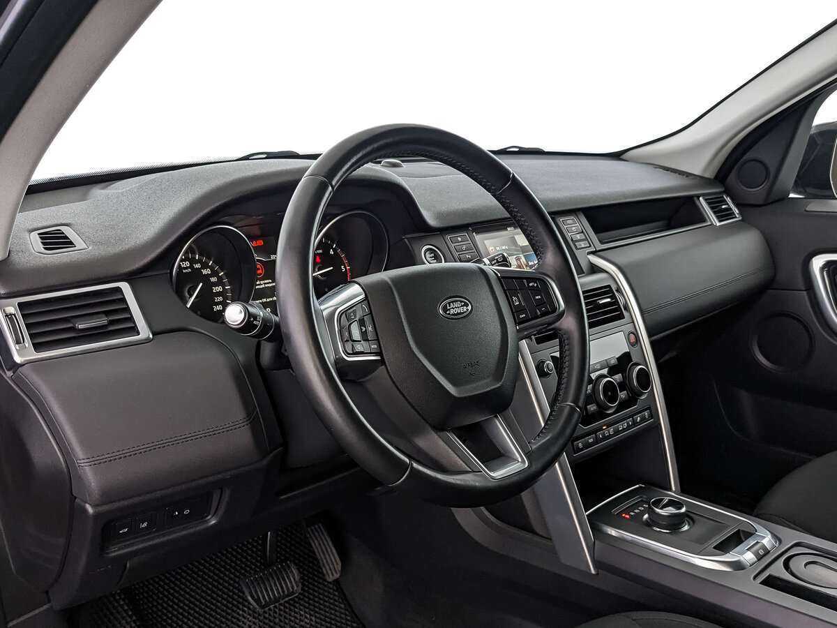 Land Rover Discovery Sport с пробегом — 2018 год. Фото: #14