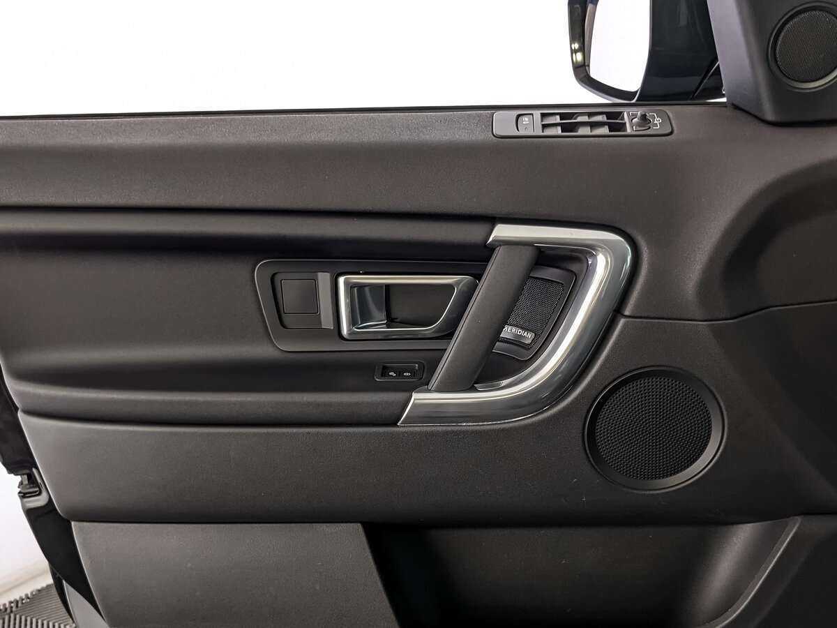 Land Rover Discovery Sport с пробегом — 2018 год. Фото: #18