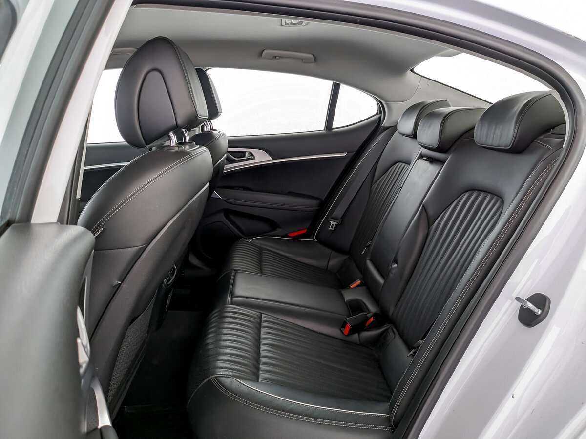 Genesis G70 с пробегом — 2019 год. Фото: #9