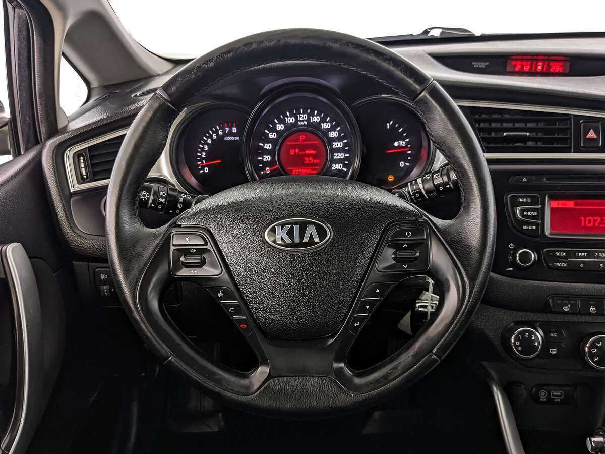 Kia Ceed с пробегом — 2017 год. Фото: #17