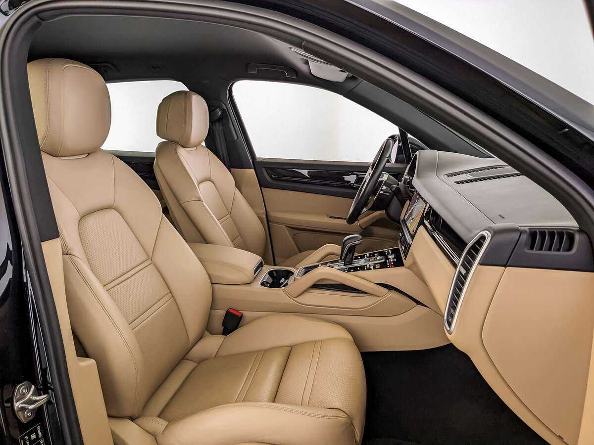 Porsche Cayenne с пробегом — 2019 год. Фото: #24