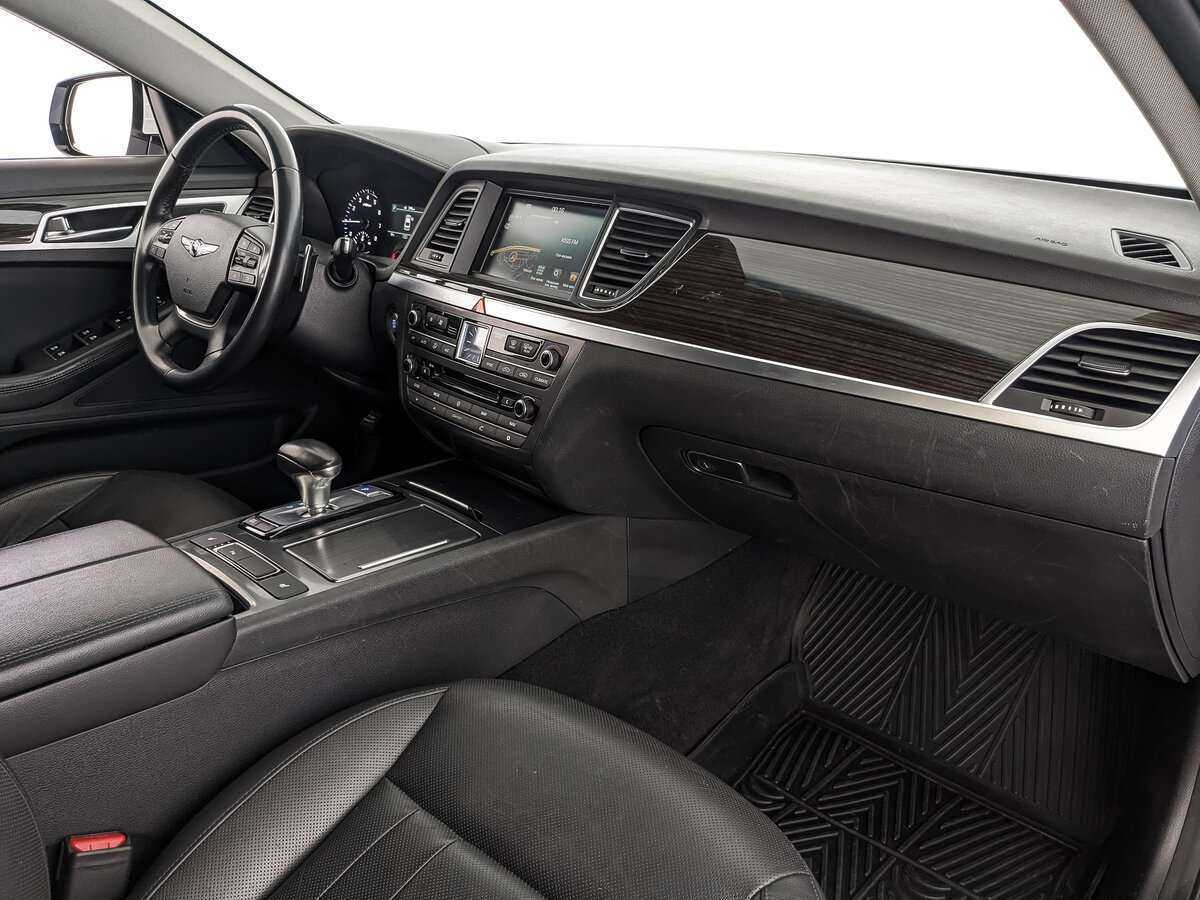 Genesis G80 с пробегом — 2017 год. Фото: #7