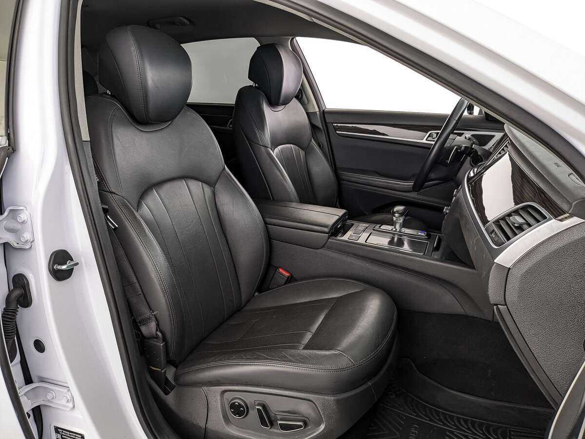 Genesis G80 с пробегом — 2017 год. Фото: #16