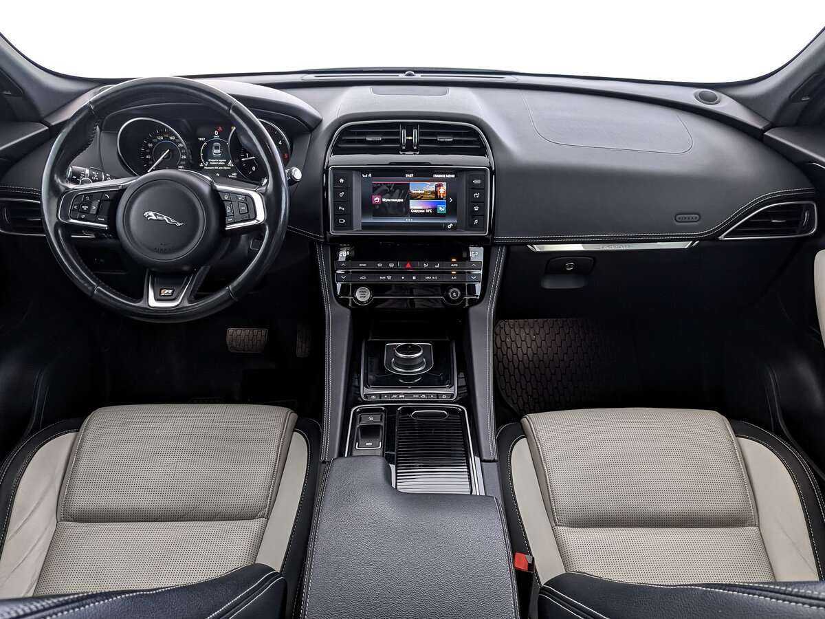 Jaguar F-Pace с пробегом — 2017 год. Фото: #9