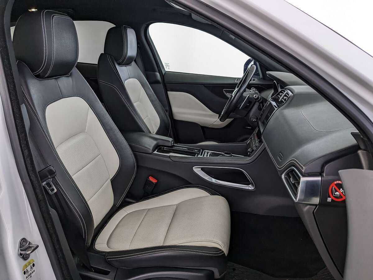 Jaguar F-Pace с пробегом — 2017 год. Фото: #19