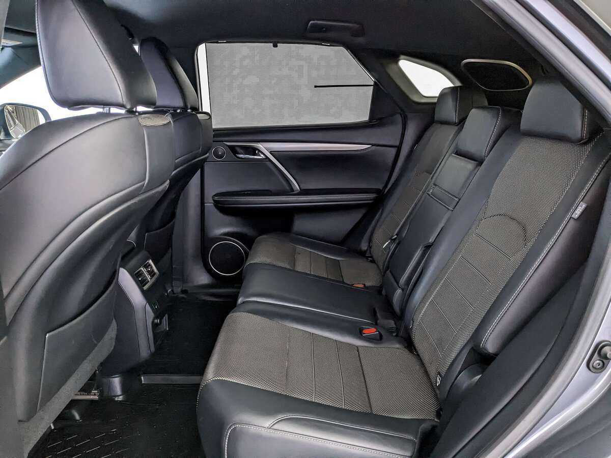 Lexus RX с пробегом — 2017 год. Фото: #14
