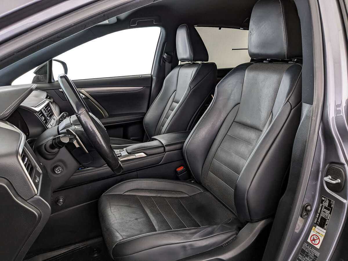Lexus RX с пробегом — 2017 год. Фото: #16