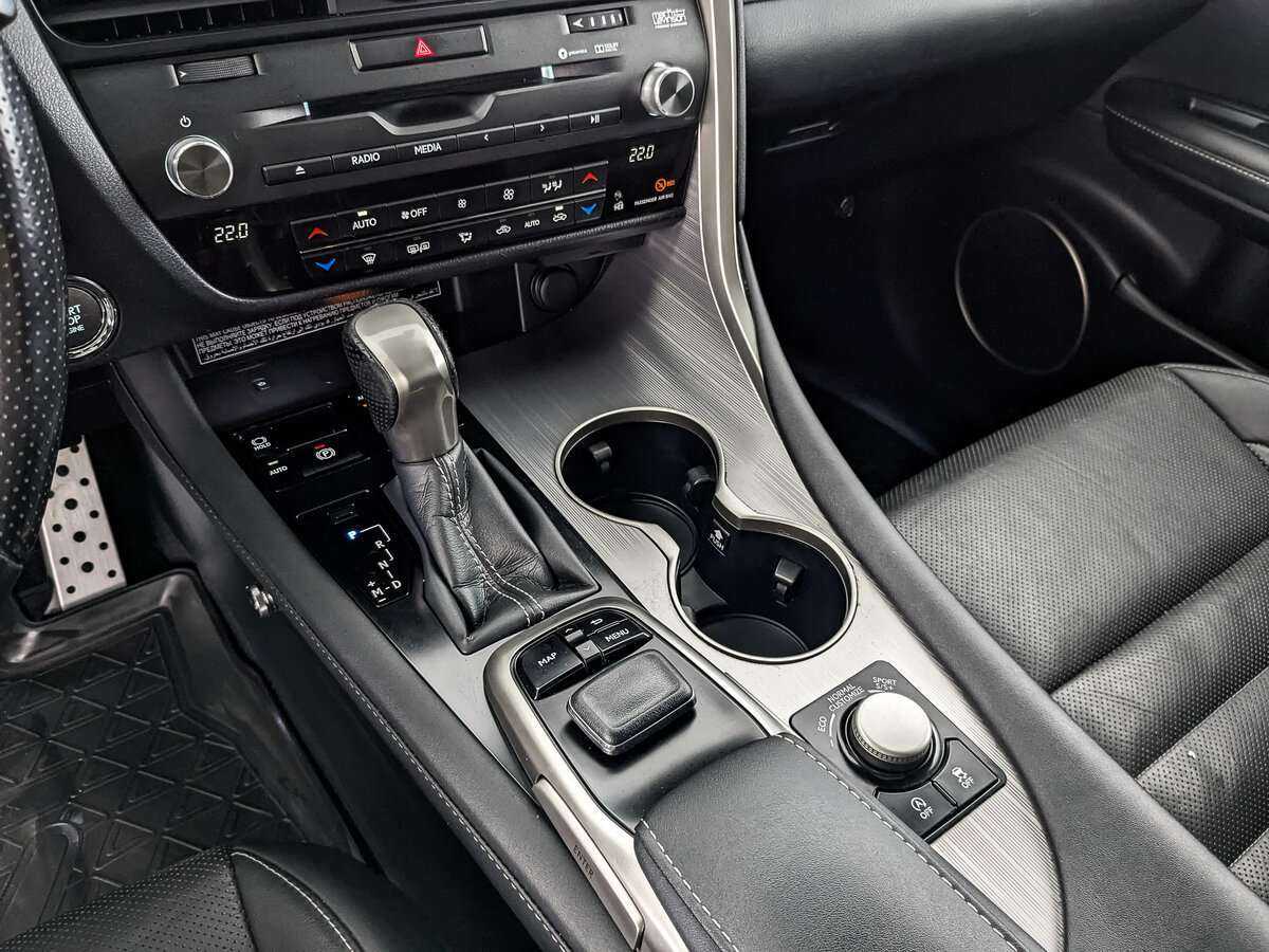 Lexus RX с пробегом — 2017 год. Фото: #26