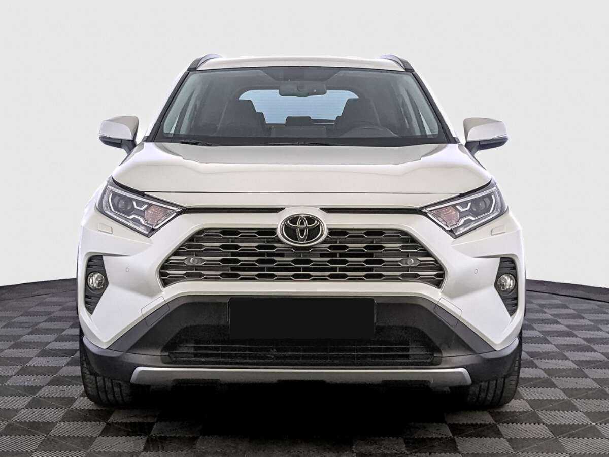 Toyota RAV4 с пробегом — 2022 год. Фото: #1