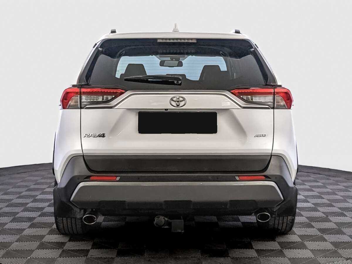 Toyota RAV4 с пробегом — 2022 год. Фото: #5