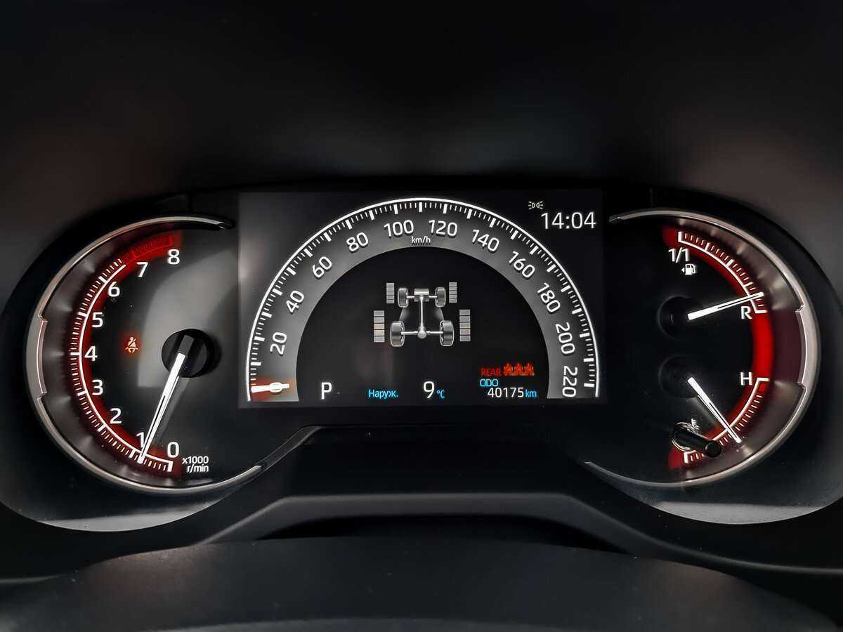 Toyota RAV4 с пробегом — 2022 год. Фото: #13