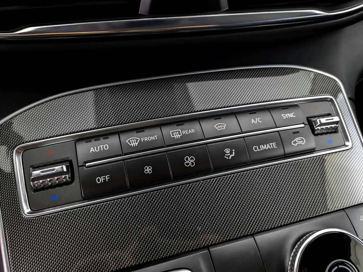 Hyundai Santa Fe с пробегом — 2023 год. Фото: #22